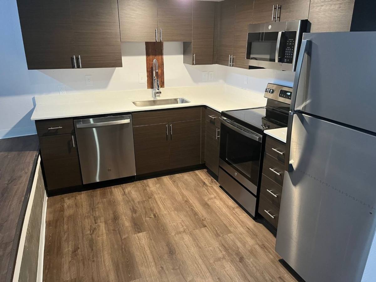 Apartment for rent at 625 NW Everett St, Portland, OR 97209