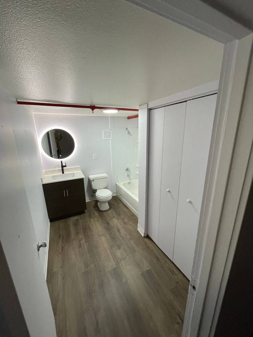 Apartment for rent at 625 NW Everett St, Portland, OR 97209