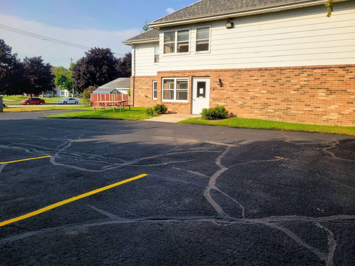 Apartment for rent at 1231 S 8th St, Manitowoc, WI 54220