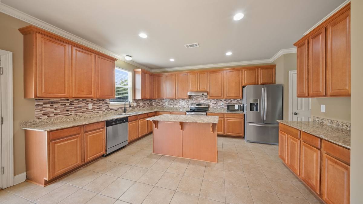 House for rent at 13819 Stone Gate Dr, Baton Rouge, LA 70816