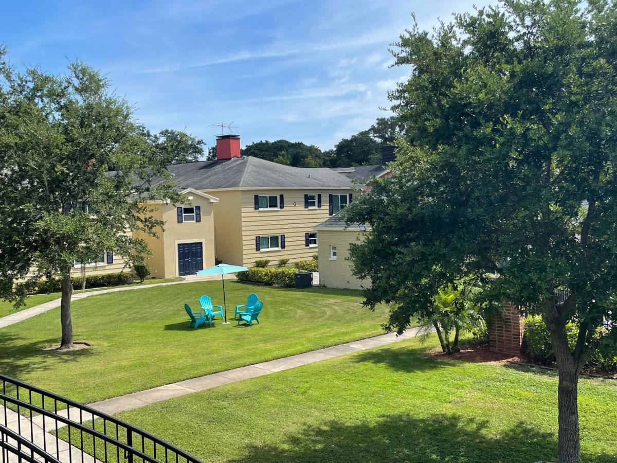 Apartment for rent at 2230 Nursery Rd, Clearwater, FL 33764