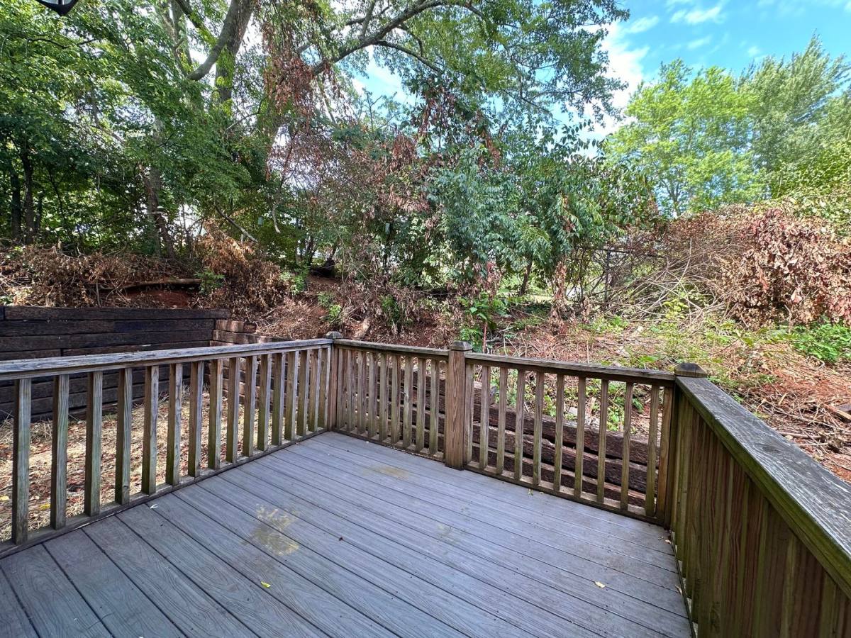 Apartment for rent at 5004 Willoway Dr, Knoxville, TN 37912
