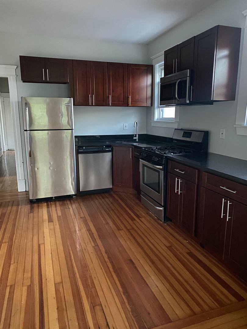 Apartment for rent at 1 Kent St, Albany, NY 12206