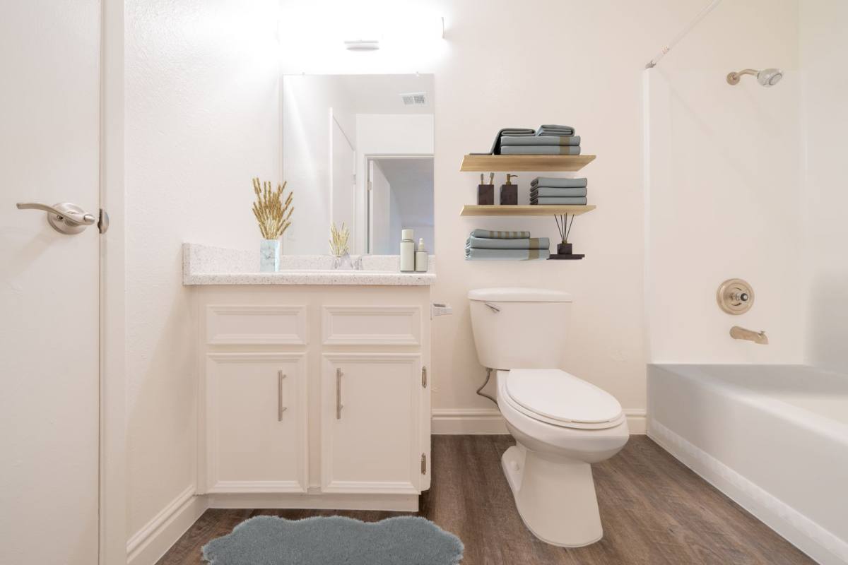 Apartment for rent at 1466 Bonair Rd, Vista, CA 92084