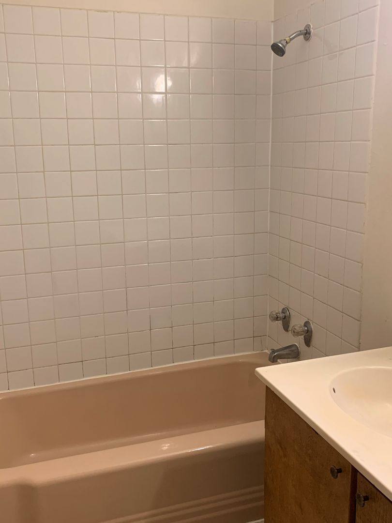 Apartment for rent at 173 Arbor, Wheeling, IL 60090
