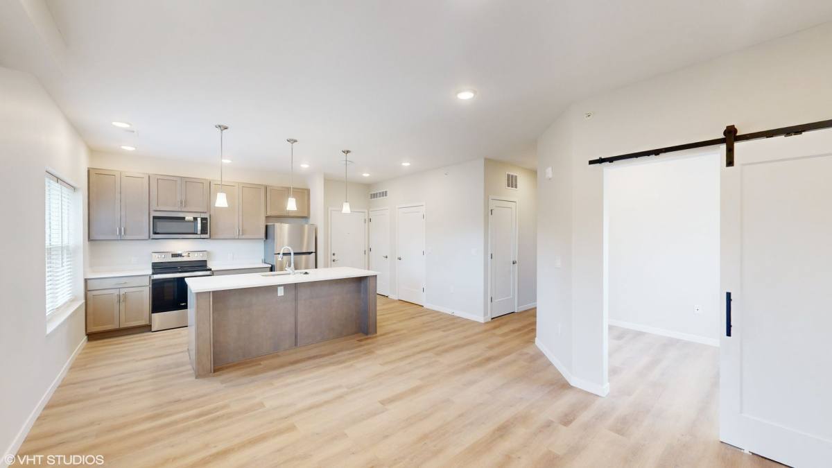 Apartment for rent at 1915 S Mattis, Champaign, IL 61821