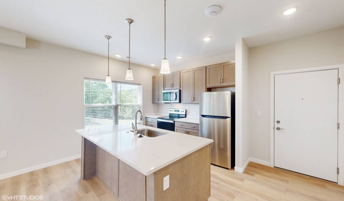 Apartment for rent at 1915 S Mattis, Champaign, IL 61821