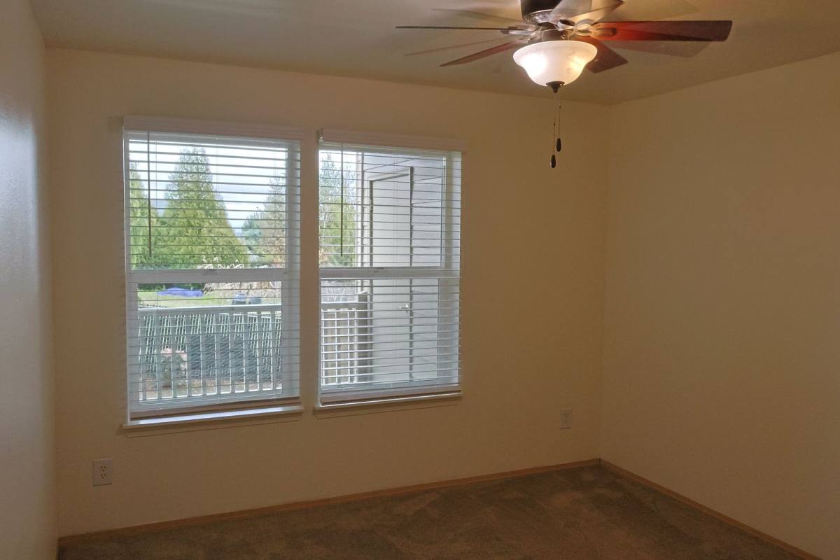 Apartment for rent at 3045 Gehlar Rd NW, Salem, OR 97304