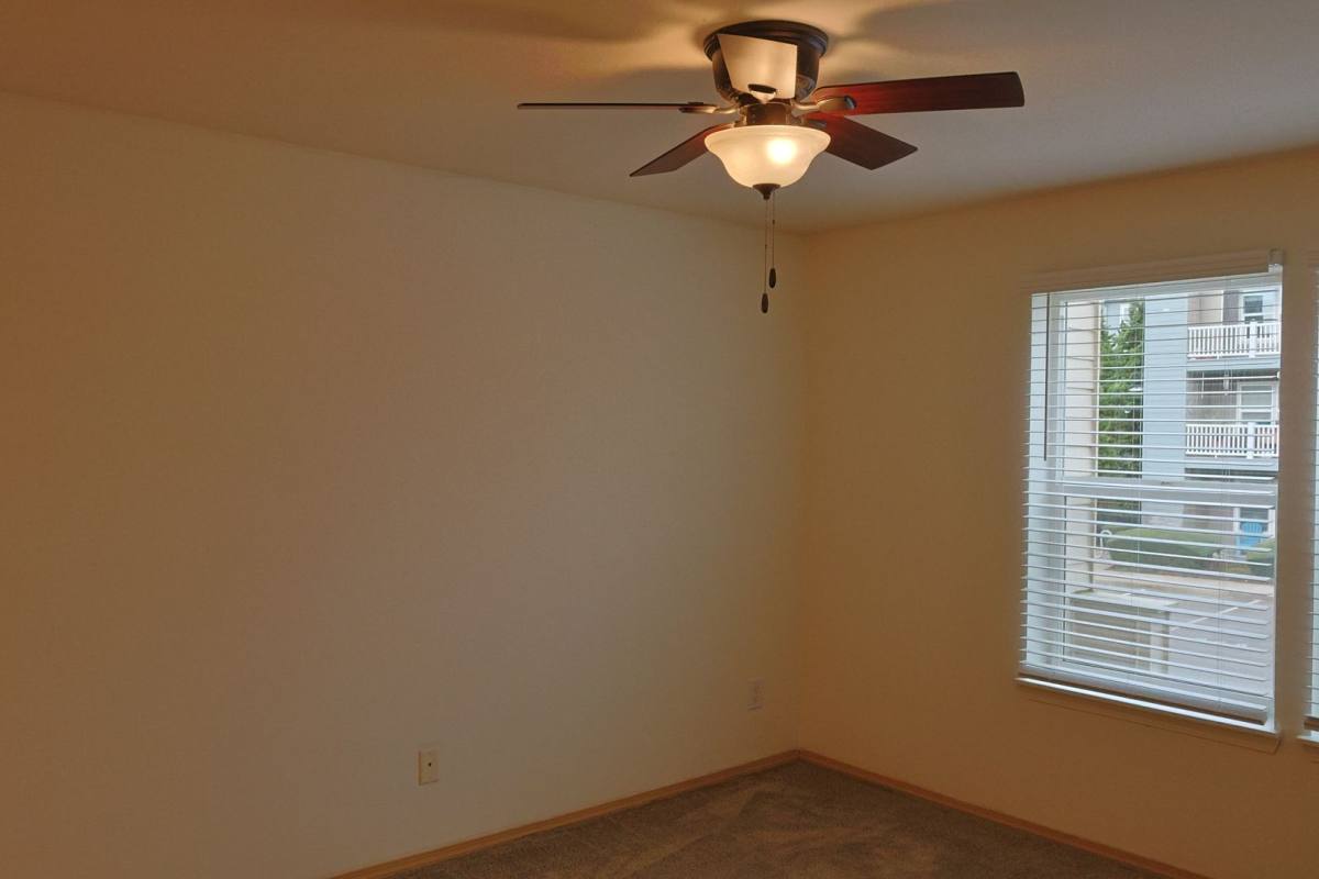 Apartment for rent at 3045 Gehlar Rd NW, Salem, OR 97304