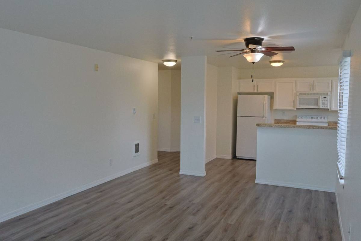 Apartment for rent at 3045 Gehlar Rd NW, Salem, OR 97304