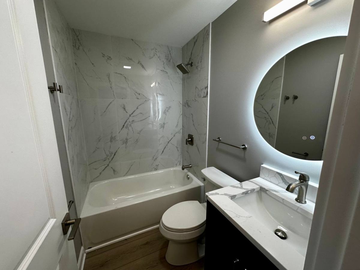 Apartment for rent at 7064 N Sheridan Rd, Chicago, IL 60626