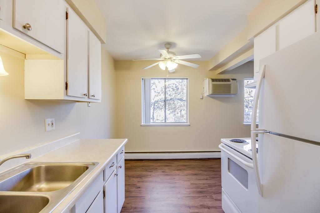 Apartment for rent at 723 W Shiawassee, Lansing, MI 48915