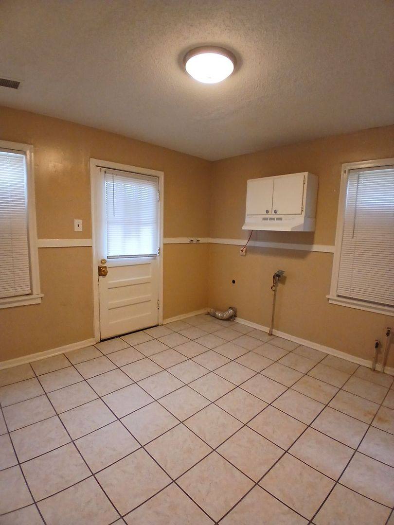 House for rent at 3043 Coleman Ave, Memphis, TN 38112