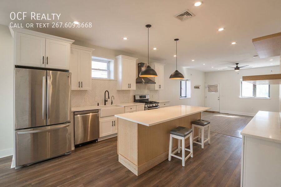 Townhouse for rent at 1214 S 21st St, Philadelphia, PA 19146