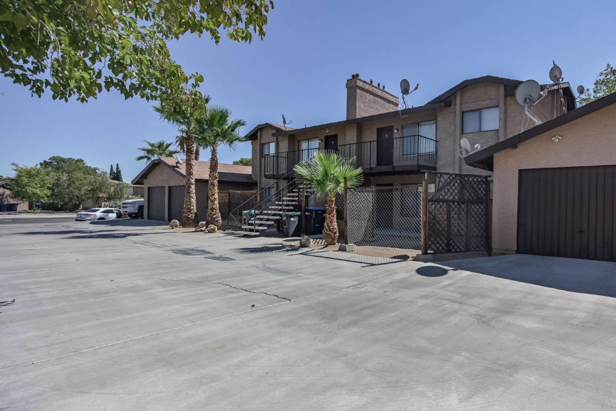 Apartment for rent at 1021 W Perdew Ave, Ridgecrest, CA 93555