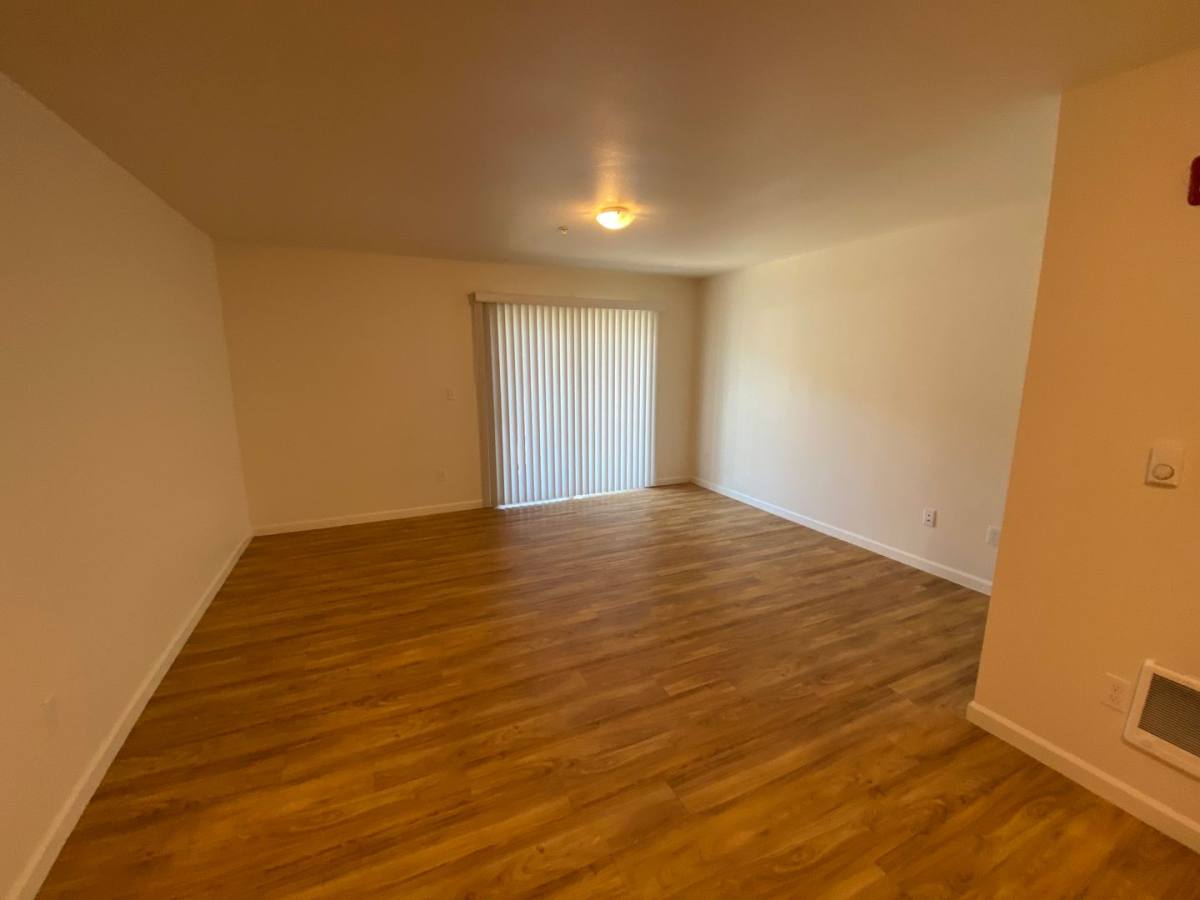 Apartment for rent at 1484 SE Snowberry Lane, Warrenton, OR 97146