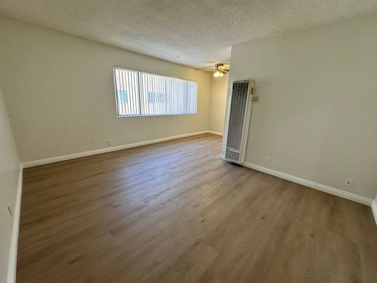 Apartment for rent at 652 E 97th St, Inglewood, CA 90301
