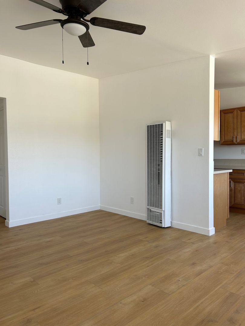 Apartment for rent at 652 E 97th St, Inglewood, CA 90301