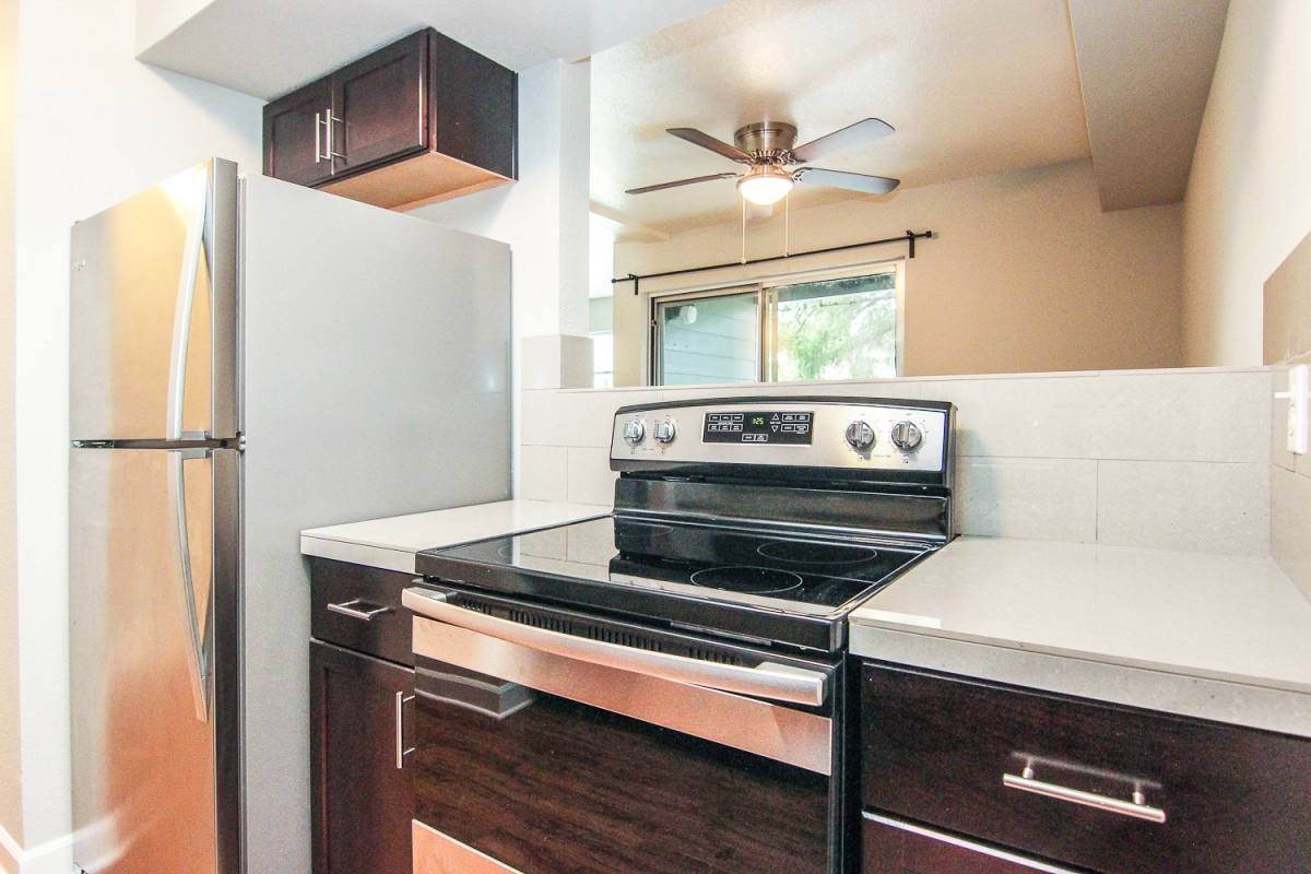 Apartment for rent at 4900 SW 170th Ave, Beaverton, OR 97078