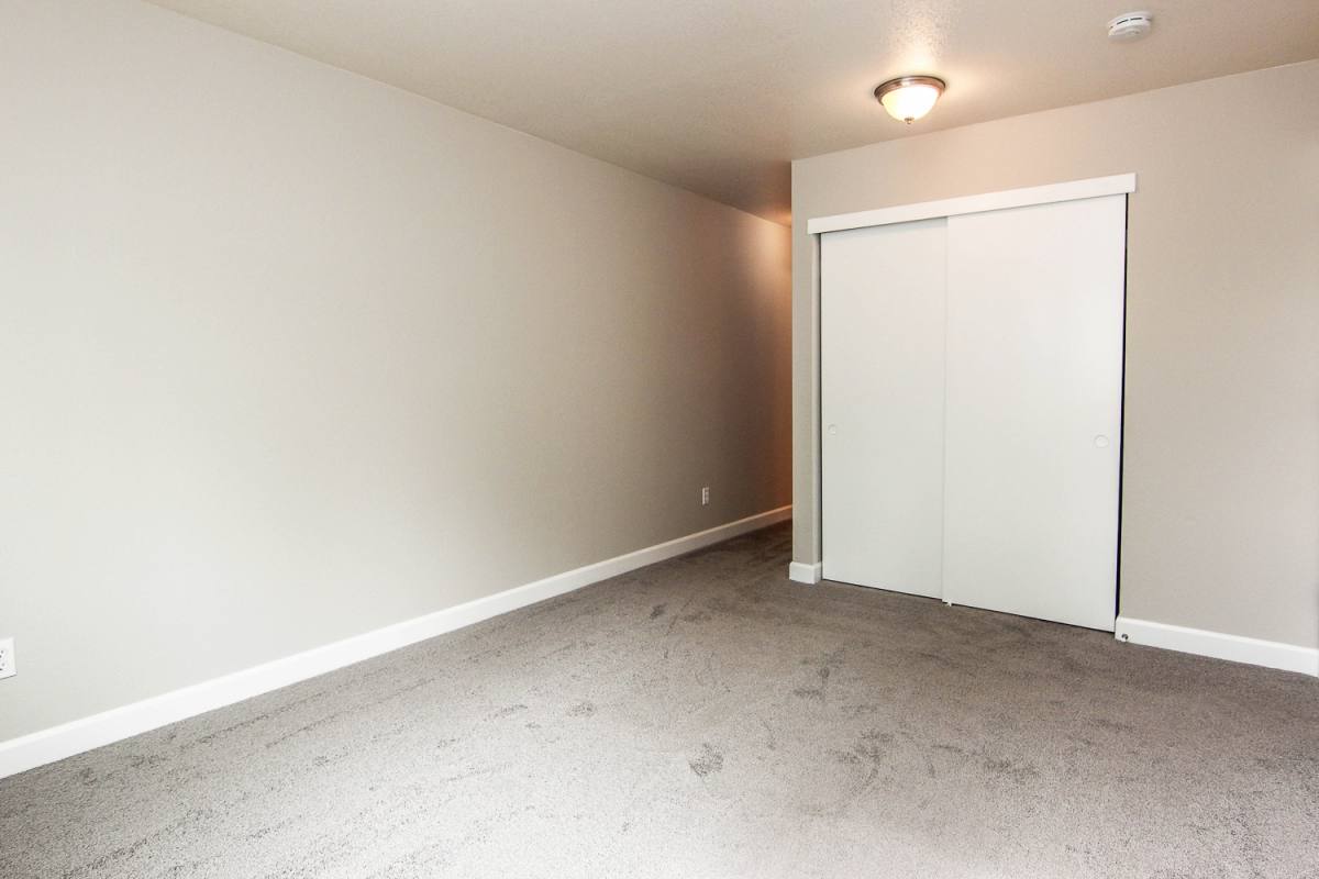 Apartment for rent at 4900 SW 170th Ave, Beaverton, OR 97078