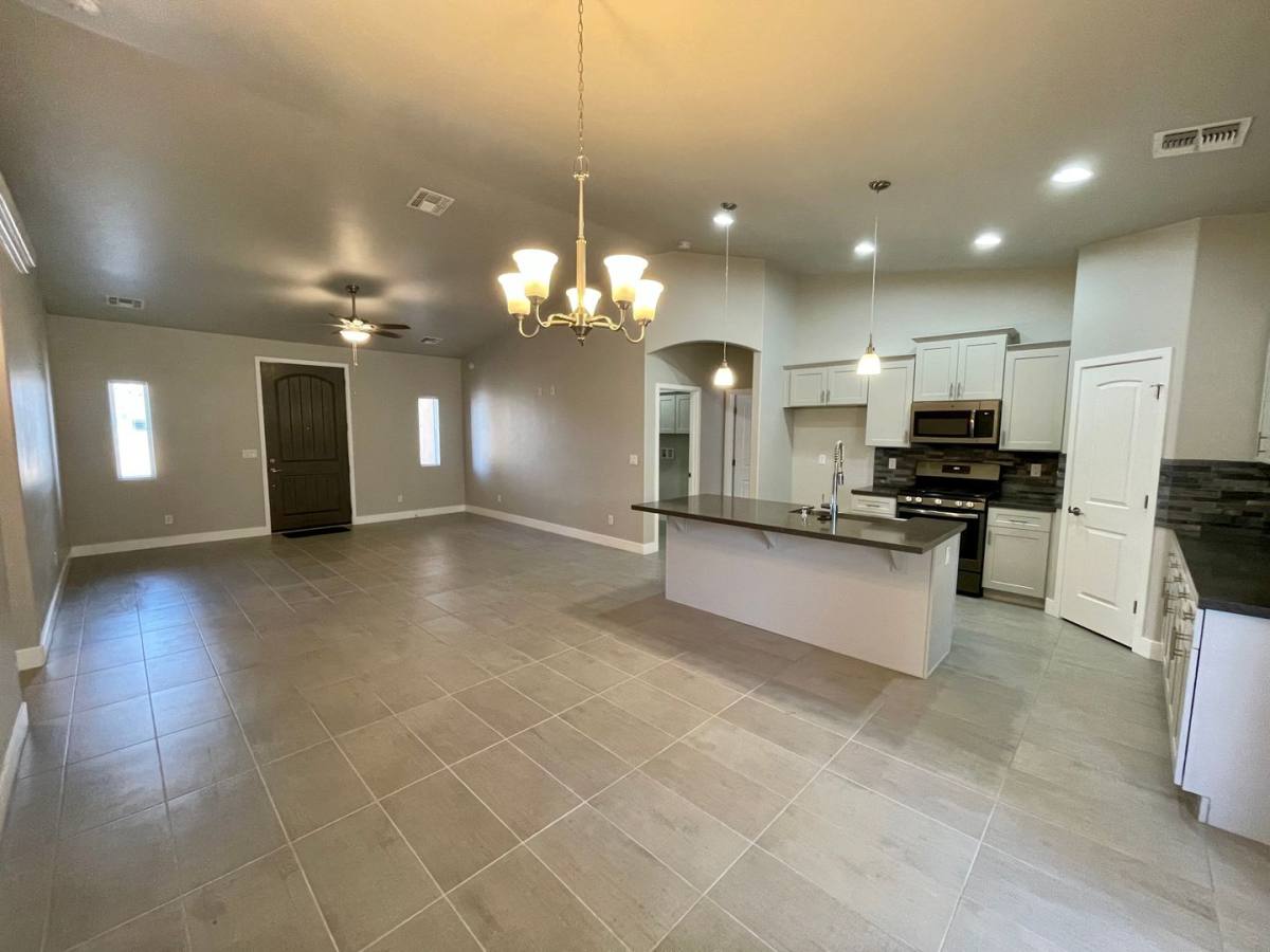 3686 Richie Dr, Kingman, AZ 86401 - House for Rent - Image 7