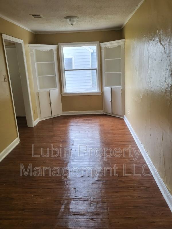 House for rent at 1866 Valley Blvd, Memphis, TN 38106