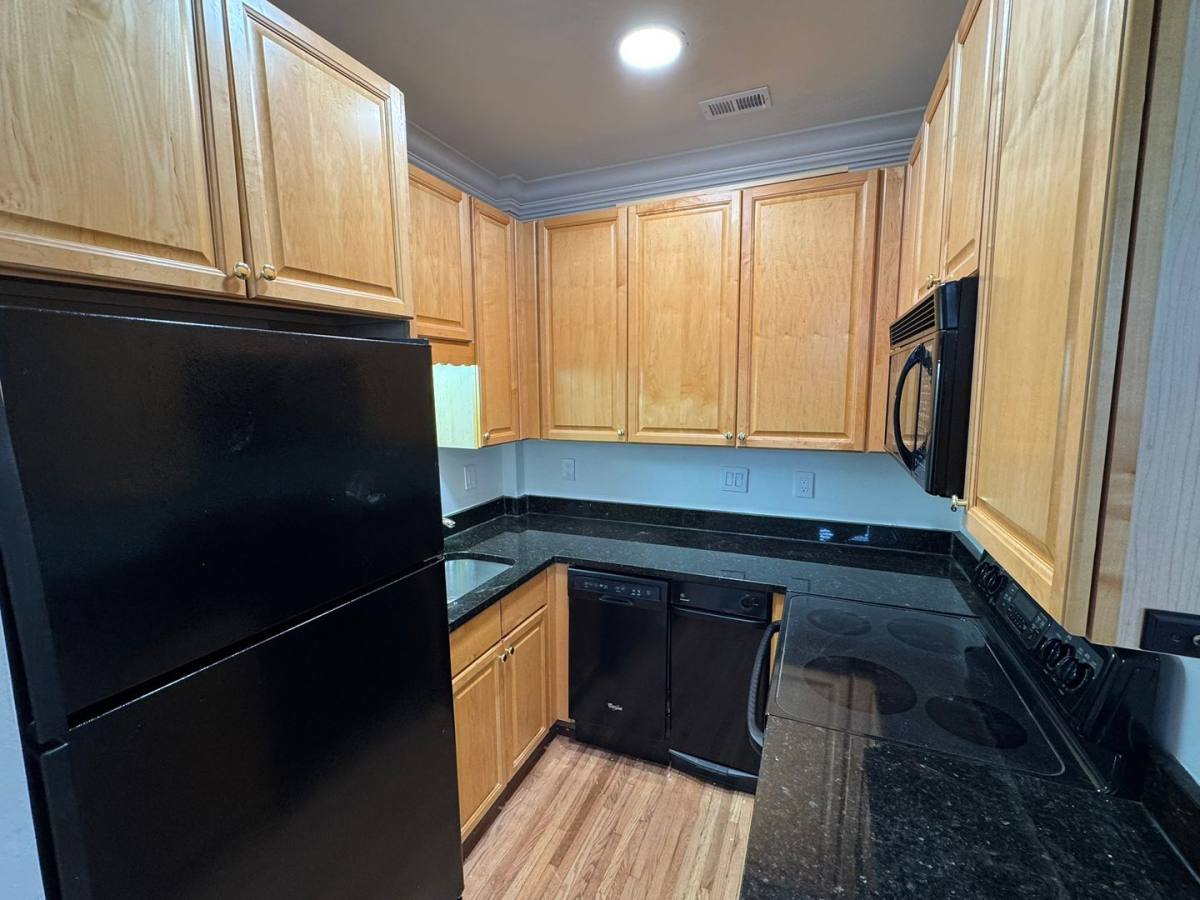 House for rent at 515 N Church St #303, Charlotte, NC 28202