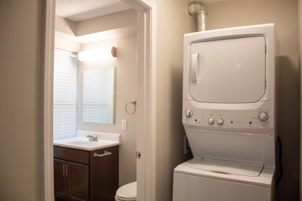 Apartment for rent at 909 S Locust St, Champaign, IL 61820