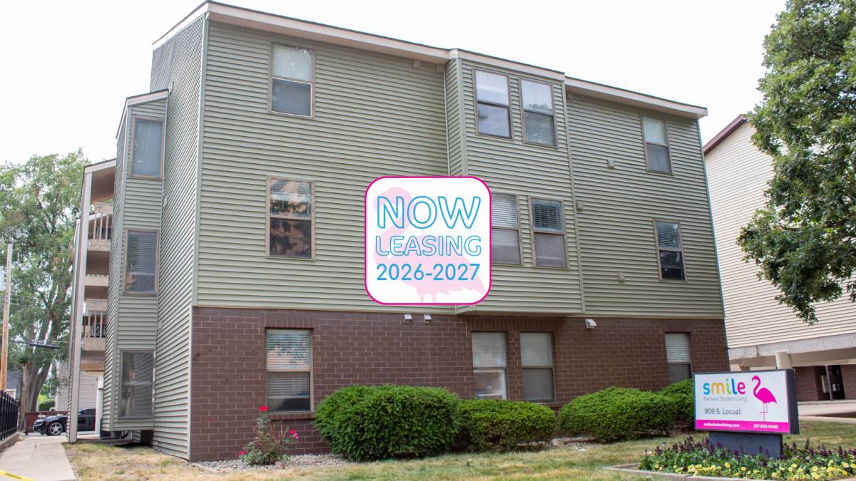 Apartment for rent at 909 S Locust St, Champaign, IL 61820