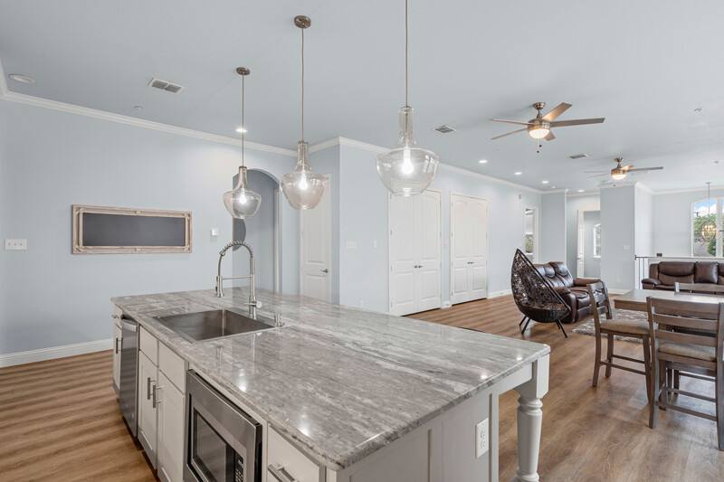 Townhouse for rent at 3322 S University Dr, Fort Worth, TX 76109