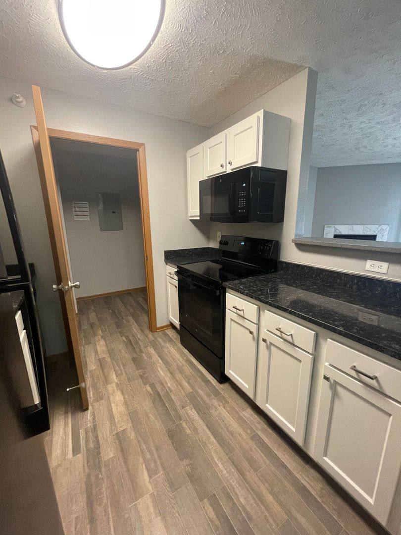 Apartment for rent at 15551 Adams St, Omaha, NE 68137