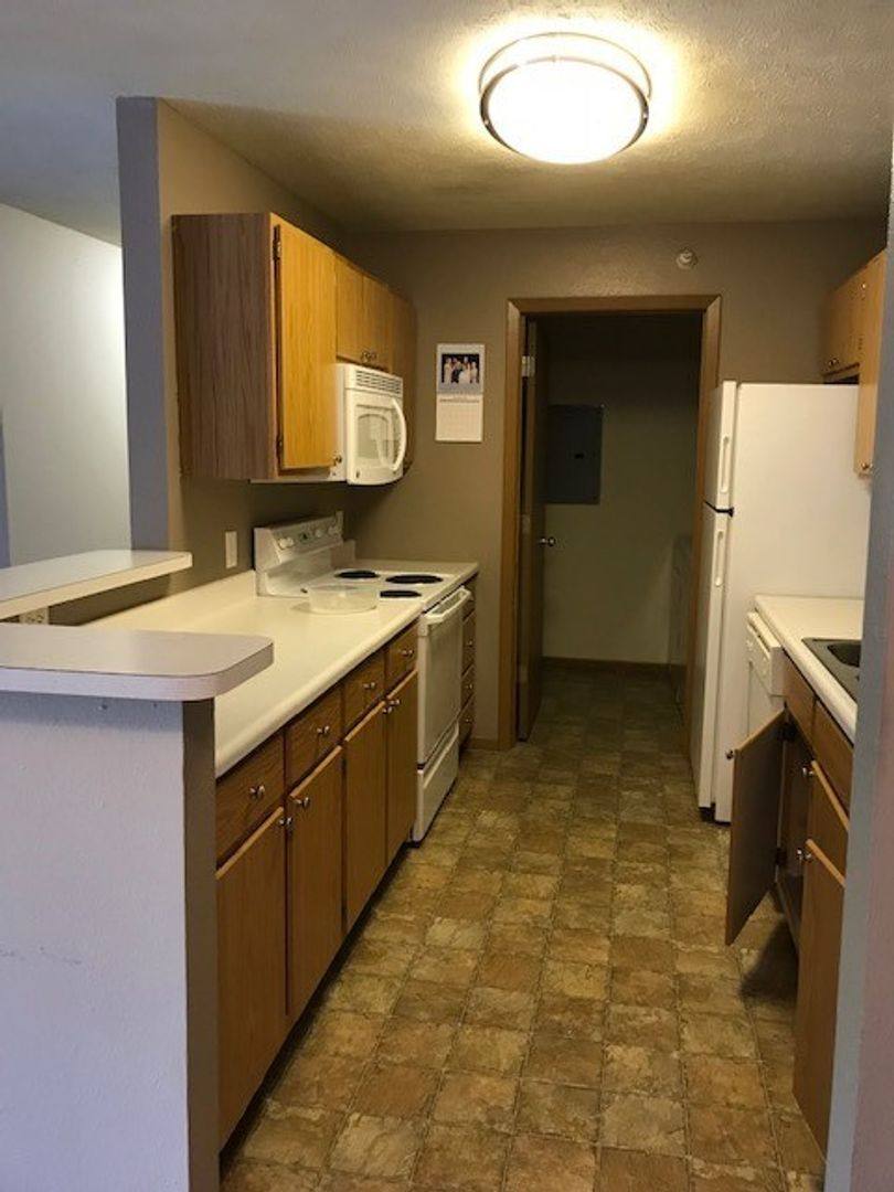 Apartment for rent at 15551 Adams St, Omaha, NE 68137