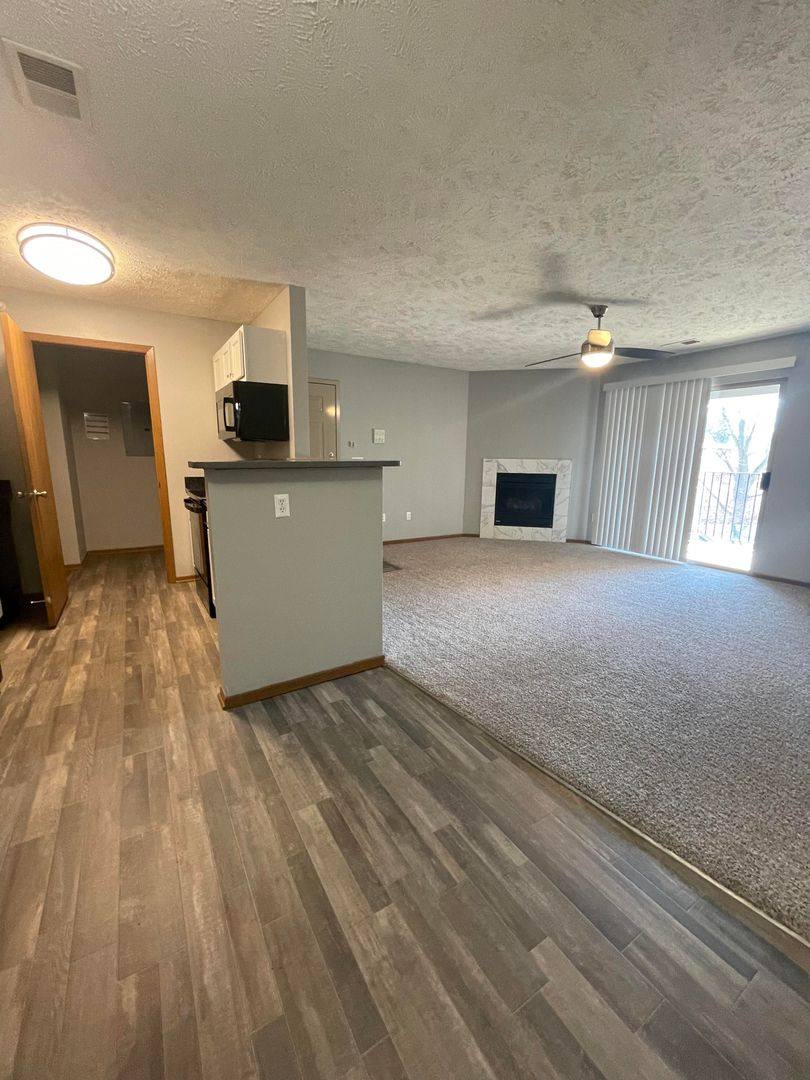 Apartment for rent at 15551 Adams St, Omaha, NE 68137