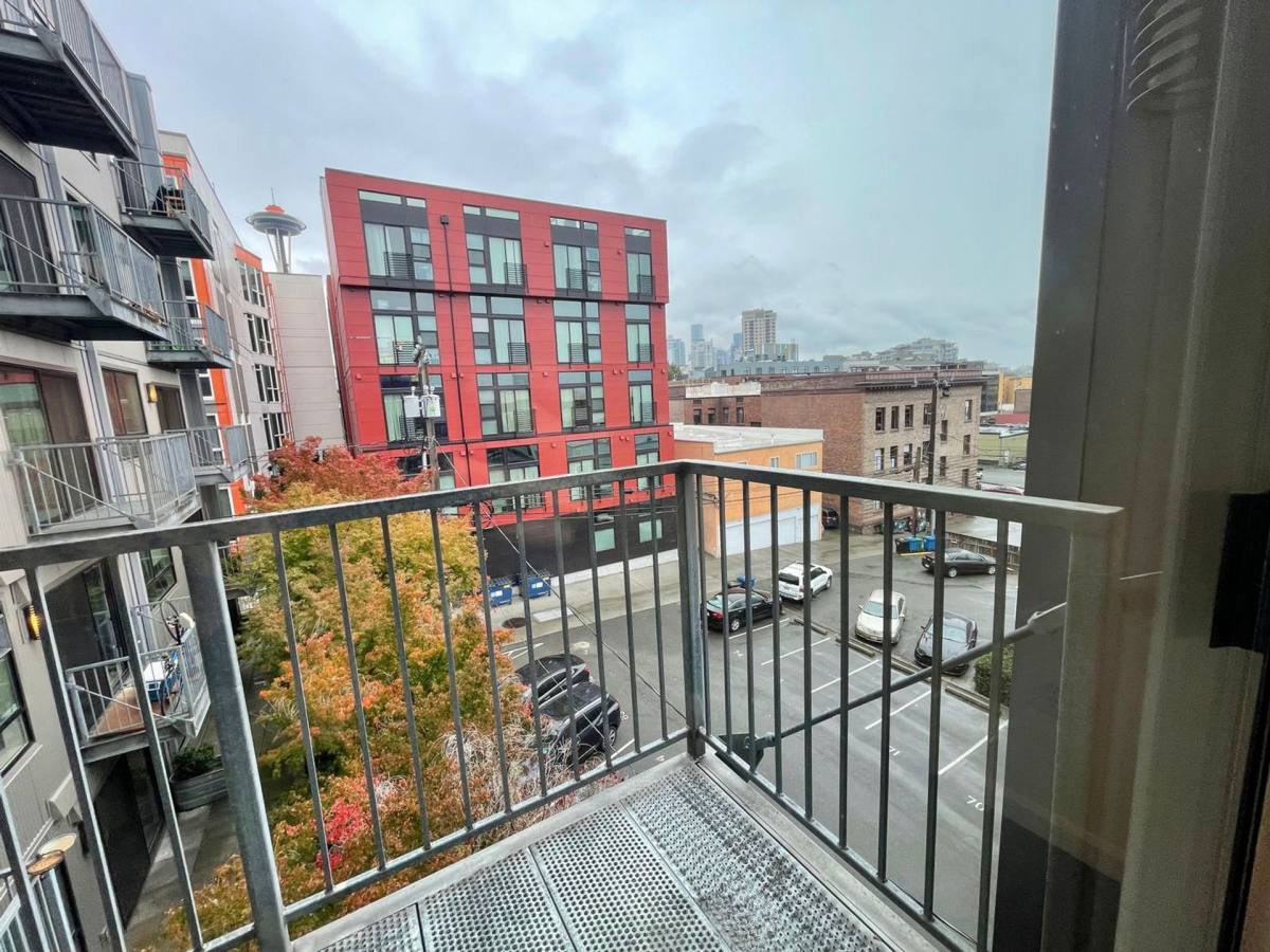 Apartment for rent at 222 Queen Anne Ave N, Seattle, WA 98109
