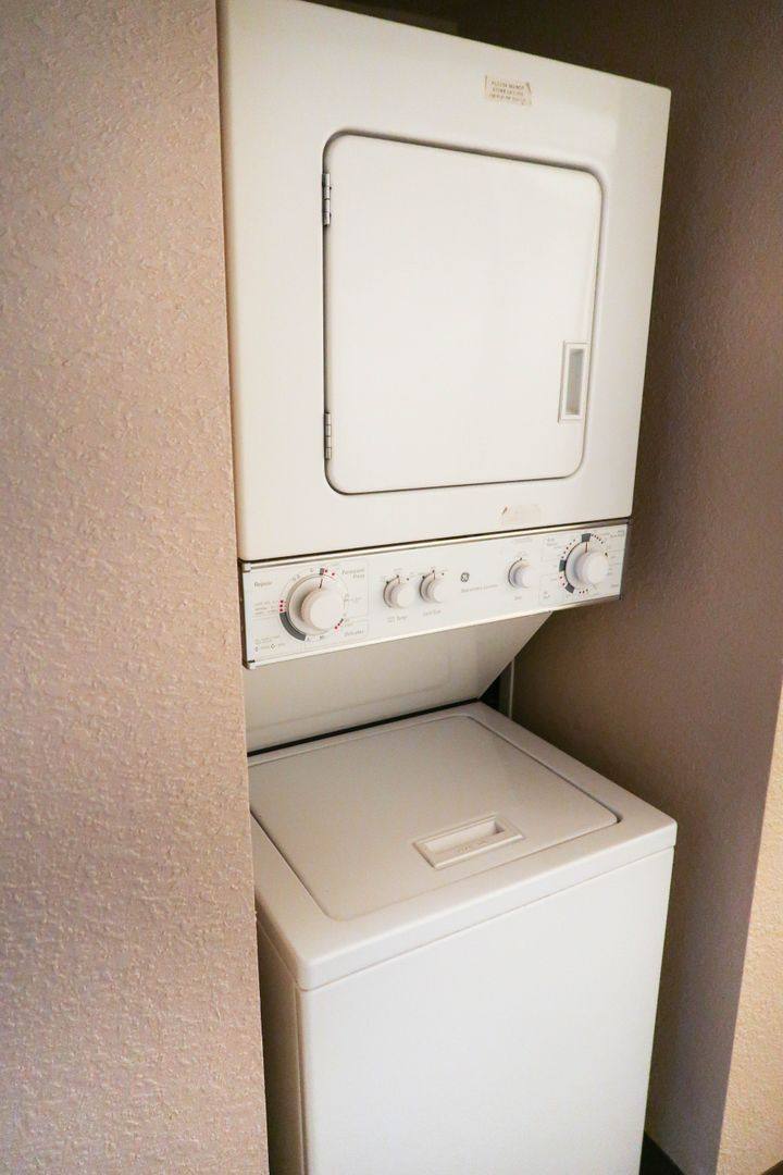 Apartment for rent at 207 S Fifth, Champaign, IL 61820