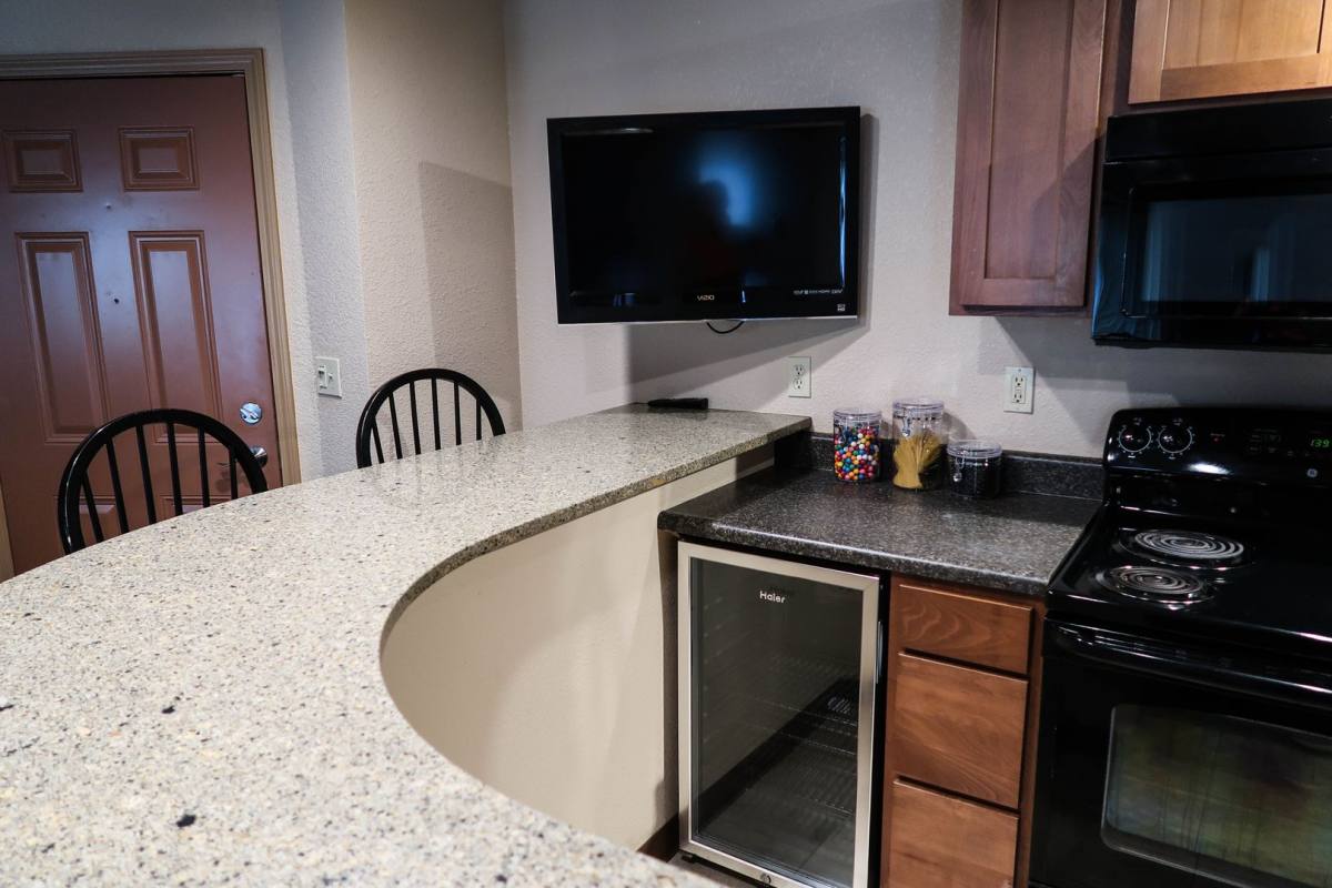 Apartment for rent at 207 S Fifth, Champaign, IL 61820