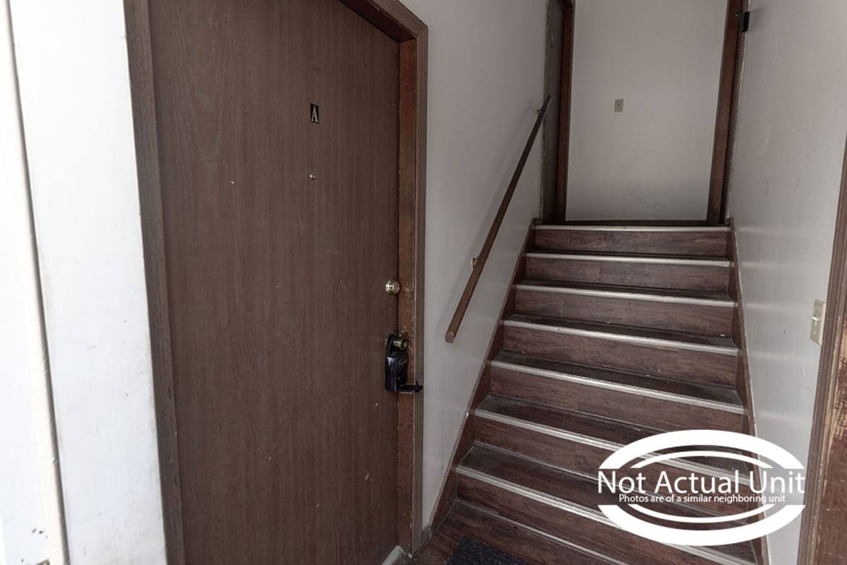 Apartment for rent at 420 N E Park Lane, Columbia, MO 65201