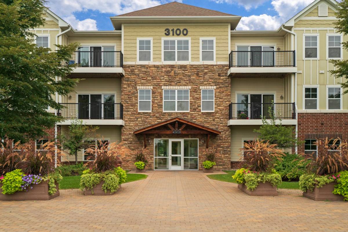 Apartment for rent at 3100 Chestnut St N, Chaska, MN 55318