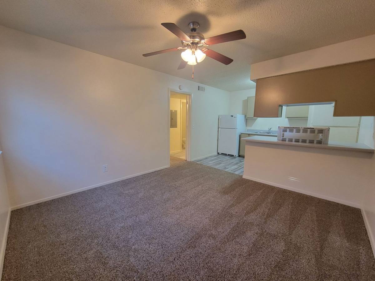 Apartment for rent at 1814 Hunt, Commerce, TX 75428