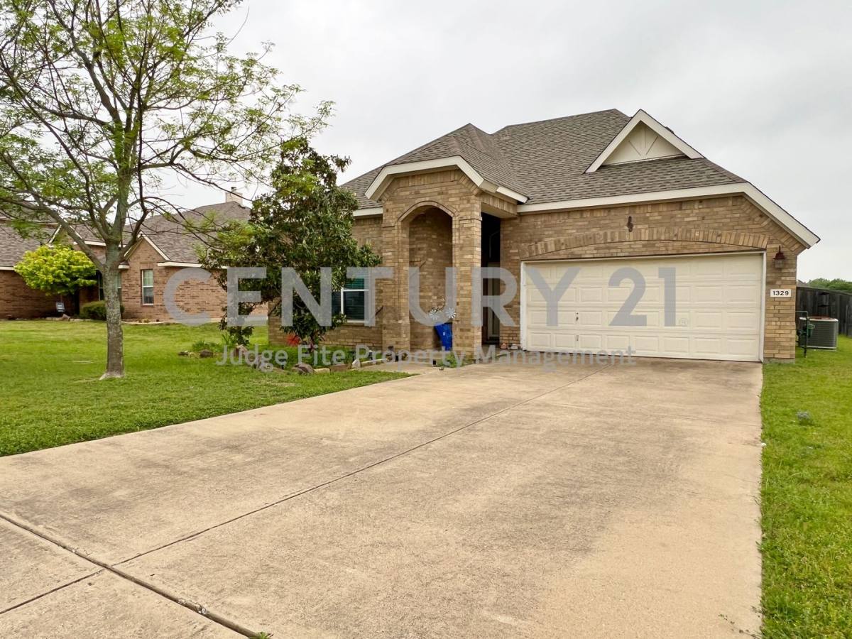 House for rent at 1329 Hill View Trail, Wylie, TX 75098