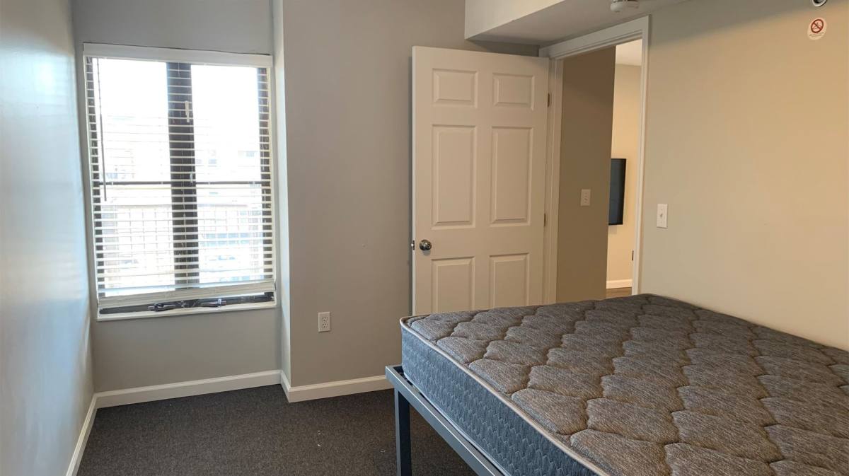 Apartment for rent at 408 E Springfield, Champaign, IL 61820