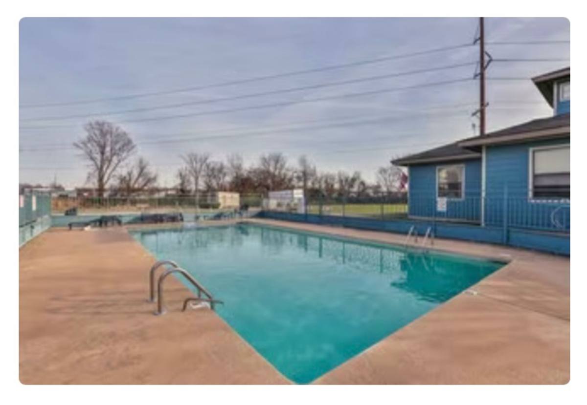 Apartment for rent at 1918 9th St, Rogers, AR 72758