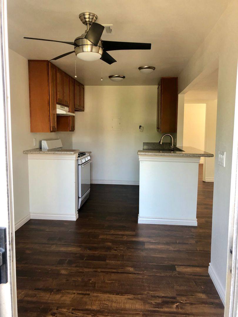 Apartment for rent at 371 N Powell Ave, Azusa, CA 91702