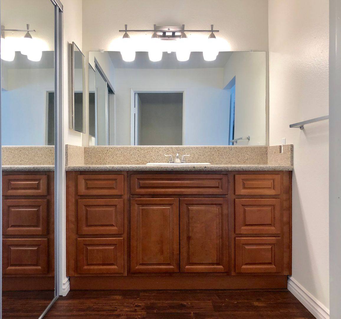 Apartment for rent at 371 N Powell Ave, Azusa, CA 91702