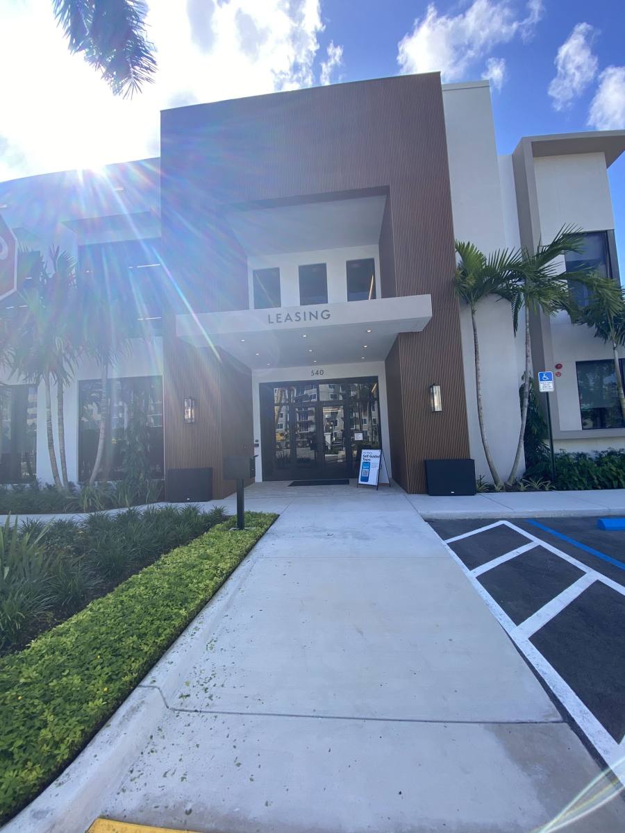 Apartment for rent at 540 NW 159th St, Miami, FL 33169