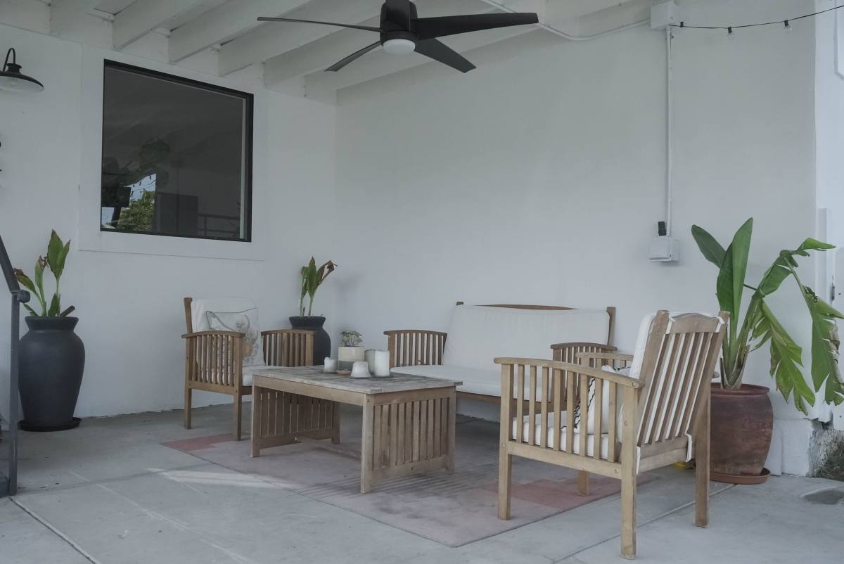 House for rent at 847 Banks Court Dr, Los Angeles, CA 90042