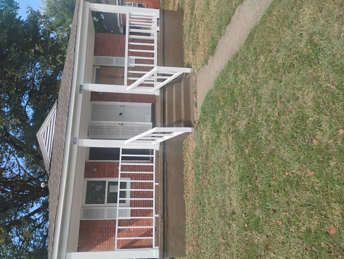 Townhouse for rent at 1406 Kerr Ave, Memphis, TN 38106