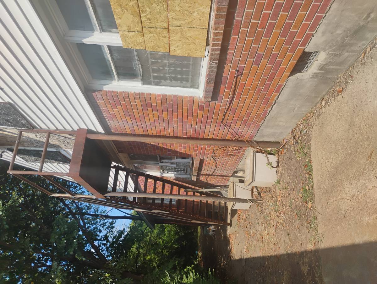 House for rent at 1288 Kerr Ave, Memphis, TN 38106