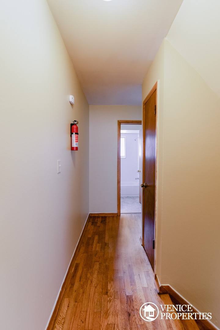 Townhouse for rent at 171 E 12th Ave, Columbus, OH 43201