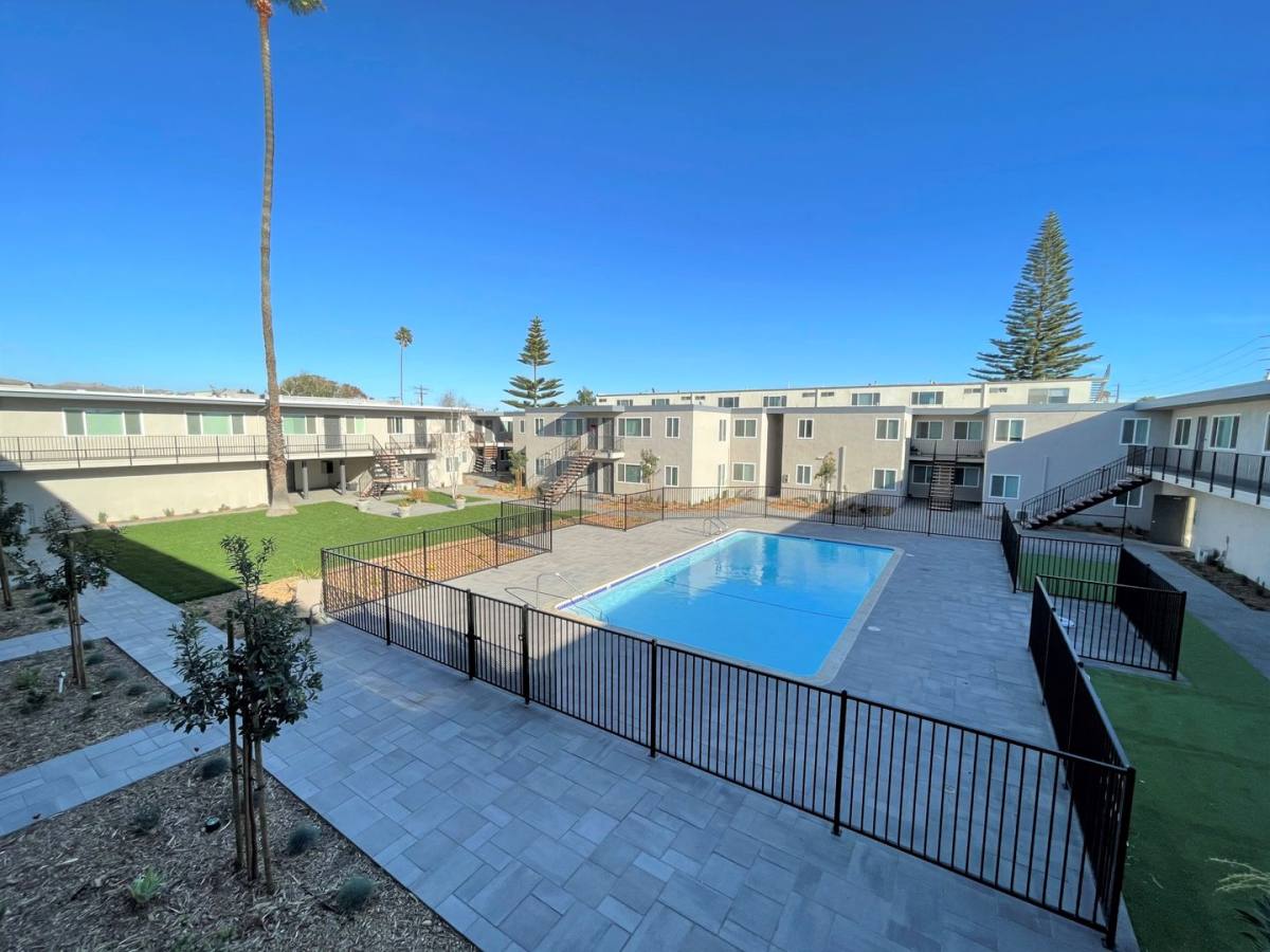 Apartment for rent at 3090 Channel Dr, Ventura, CA 93003